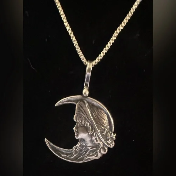 Vintage Charm Sterling Silver Woman Young Maiden Cresant Moon Goddess with Chain - Picture 2 of 2